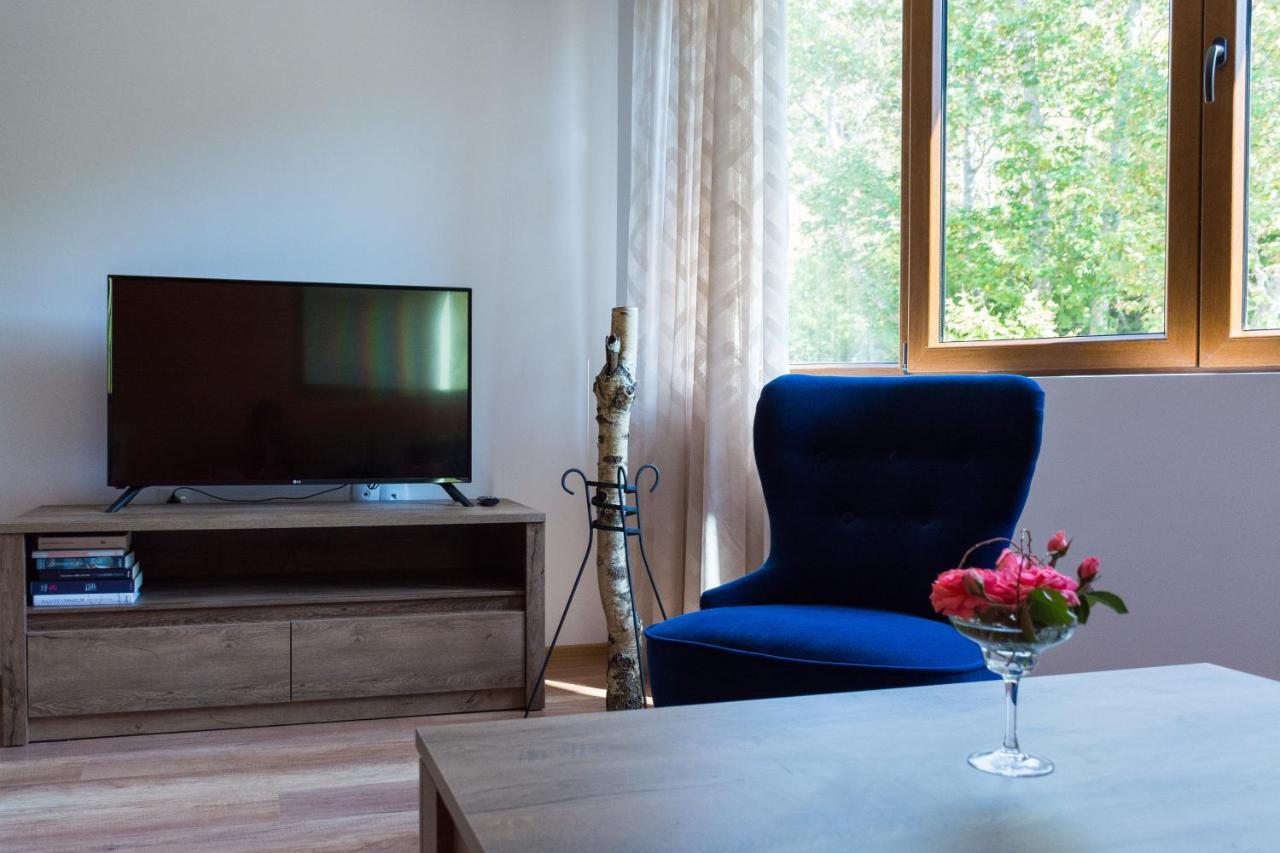 Apartment Rebus
