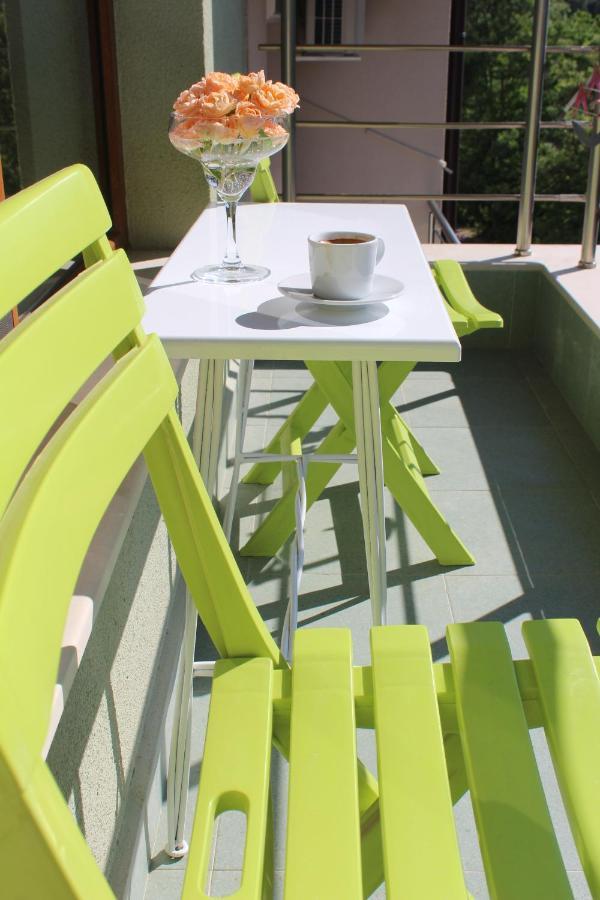 Rebus Apartment *