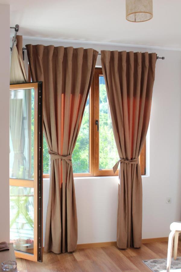 Rebus Apartment *
